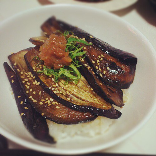 茄子の梅照り焼き丼