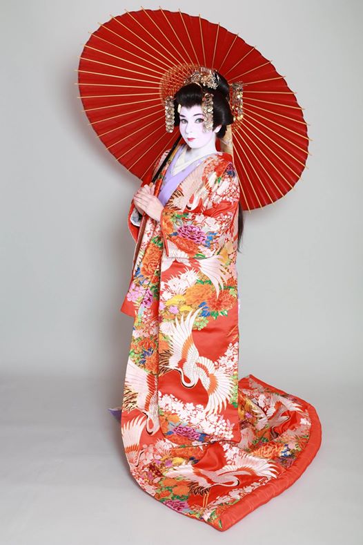 大奥コース + 白塗りメイク　Facebookページ　Studio Geisha Cafe から引用