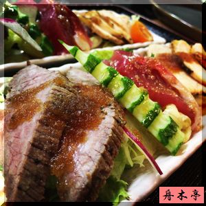 コースの前菜で楽しむアラカルト