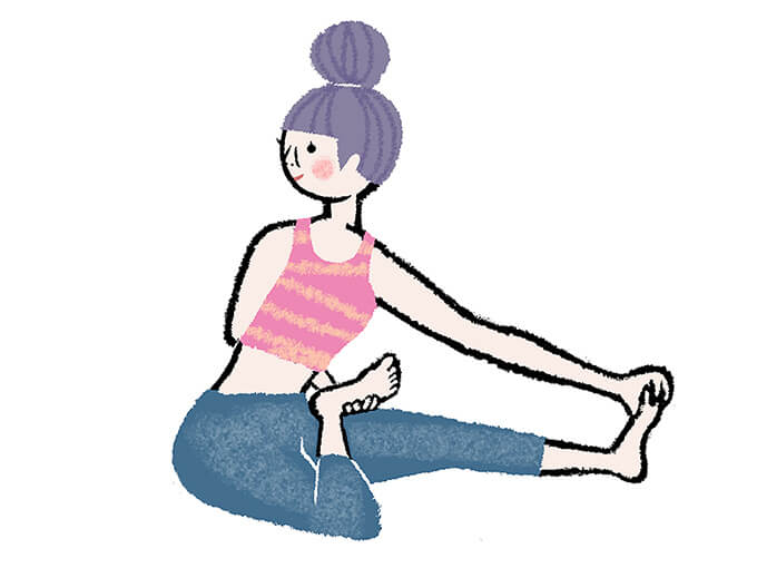 背骨を半分ひねるポーズ