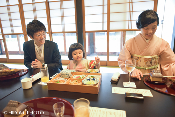 七五三会食場にて_763s