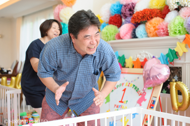 1歳のお誕生日自宅出張撮影_1794s