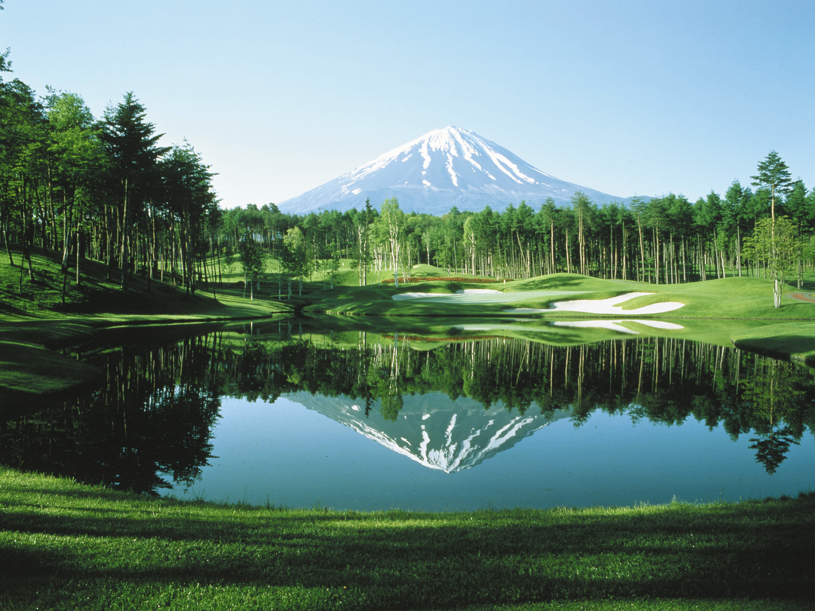 鳴沢ゴルフ倶楽部