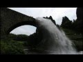 通潤橋（熊本県山都町） 放水の瞬間