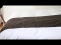 シーツ(ホテル仕様)を使ったベッドメーキングの方法