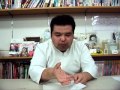 脚を引きずっています
