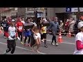 東京マラソン 2014 　【 十字架を背負う イエス キリスト ♪ 】　仮装ランナー