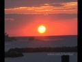 [V0218] 尼御前２：尼御前岬に辿り着き日本海に沈む夕陽を臨む