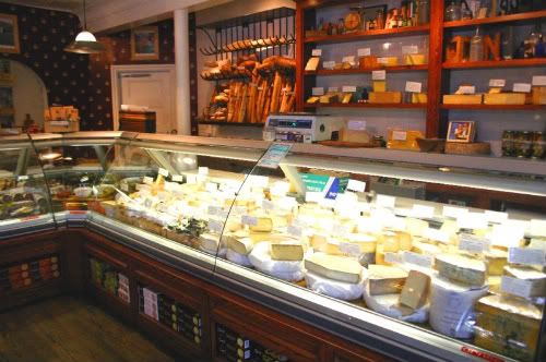 http://i99.photobucket.com/albums/l290/djrolanlive/BedfordCheeseShop2.jpg
