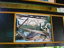 ３
