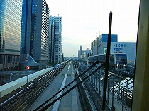 お台場海浜公園駅