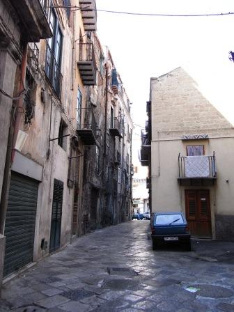 路地