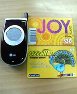 携帯とプリペイドカード