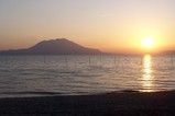 夕日と桜島