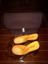 ミュウミュウの靴とバッグ