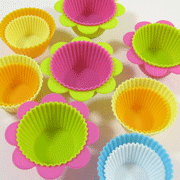 何度も洗って使える♪FLEURシリコンクッキングカップ(18個入り)♪