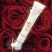 ダイヤモンド配合ハンドクリーム