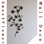 インテリア雑貨ＥＬＩＳＥ　エリーゼ　可愛い小花のアイアン壁飾りをプレゼント！