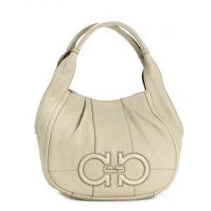 Ferragamo（フェラガモ） ショルダーバッグ MILLY 21D655 529947 ALMOND