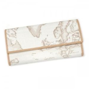 【2013年8月31日まで期間限定値下げ】PrimaClasse（プリマクラッセ） 長財布 CW018 900