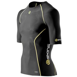 SKINS（スキンズ） A200 メンズ ショートスリーブトップ ブラック／イエロー L J60052004D