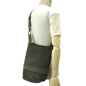 クロアチア軍放出 ガスマスクショルダーバック 【中古】 