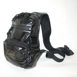 ONEショルダー　シレ加工　ナイロンボディーバック　ZN2664　ブラック