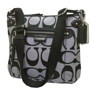 COACH(コーチ)F23913 SV/Z3 シグネチャーショルダーバッグ