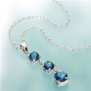 ロンドンブルートパーズ　スリーストーンペンダント チェーン長さ５０cm