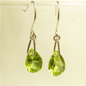 ヌーディージュエルスイングピアス ペリドット 雫