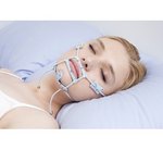 マウスストラップ　（いびき防止グッズ）