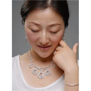 お得な4セット ネックレス,リング,ブレス,イヤリング
