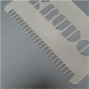 くし カード型 チタン[sngudcti]A12O12C 