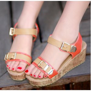 ダブルバックル・厚底サンダル/赤38サイズ