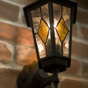 オシャレな外灯風なデザイン♪アベニューウォールランプ♪ステンドグラス/ブラック