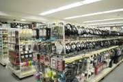 秋葉原にイヤホン・ヘッドホン専門店「e☆イヤホン」－1000種超取り扱い