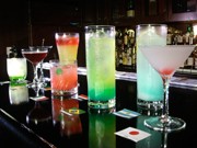 大津でカクテルのワールドカップ－出場国にちなんだ32種類を提供