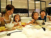 ラーメン作り体験付き宿泊プラン－博多のホテルと力の源カンパニーがコラボ