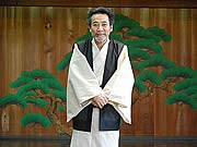 住吉神社能楽殿で稲川淳二さんの怪談ナイト－「今年は怖くて良い話も」