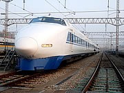 100系・300系新幹線、博多駅で引退セレモニー実施へ