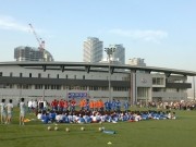 マリノスタウンで「神奈川新聞花火大会」観覧会-「日産」横浜移転1周年企画