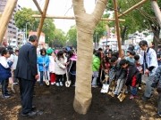 大通り公園に「歌丸桜」を植樹-横浜橋通商店街80周年記念