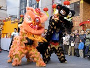 神戸南京町で旧正月祝う春節祭－47メートルの「金龍」演舞も