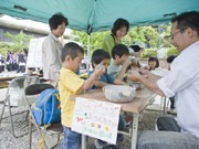 神戸・相楽園で「アースデイ神戸」－「泥団子づくり」ワークショップも