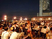 名駅「バドワイザーカーニバル」、営業開始－バドガールの新バフォーマンスも