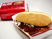 マクドナルド、「マックリブ」を期間限定復活－ニューヨ－クでも人気に