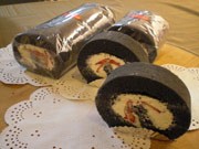 宇部のパン教室「アンジェラス」が黒いロールケーキ－「石炭包」に認定も