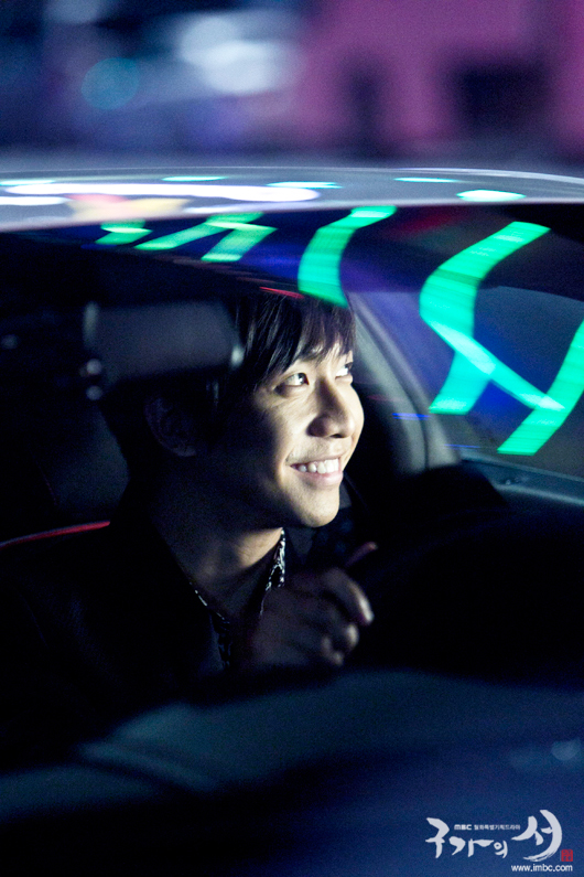 슈퍼카를 탄 강치..!!_4