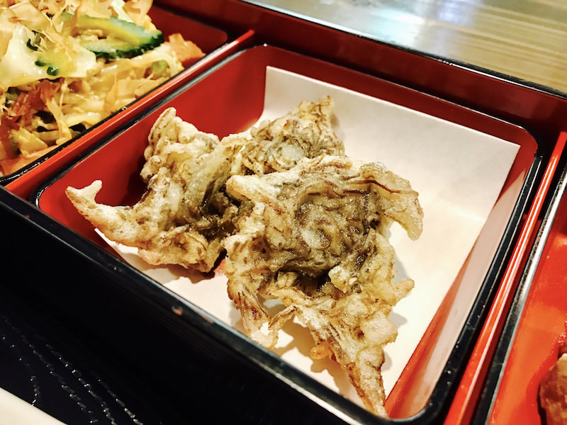 季節のカーテン♪＆沖縄ランチの画像です