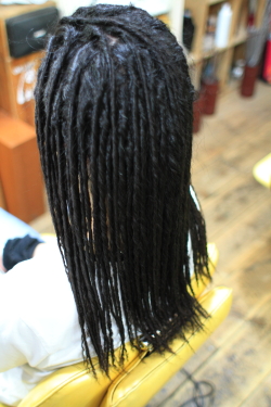 ツイストドレッド